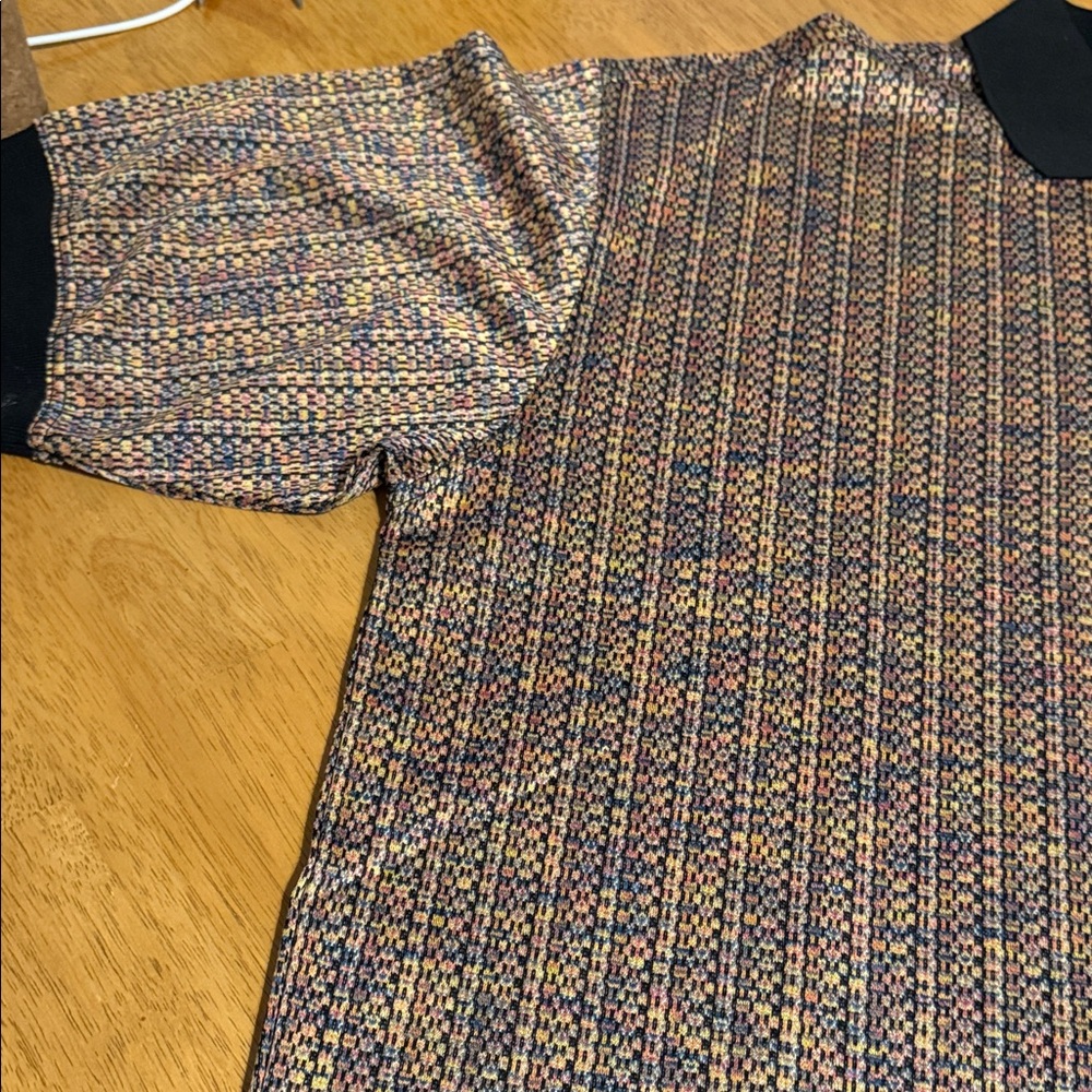 Stylish Patterned Polo Shirt - image 4